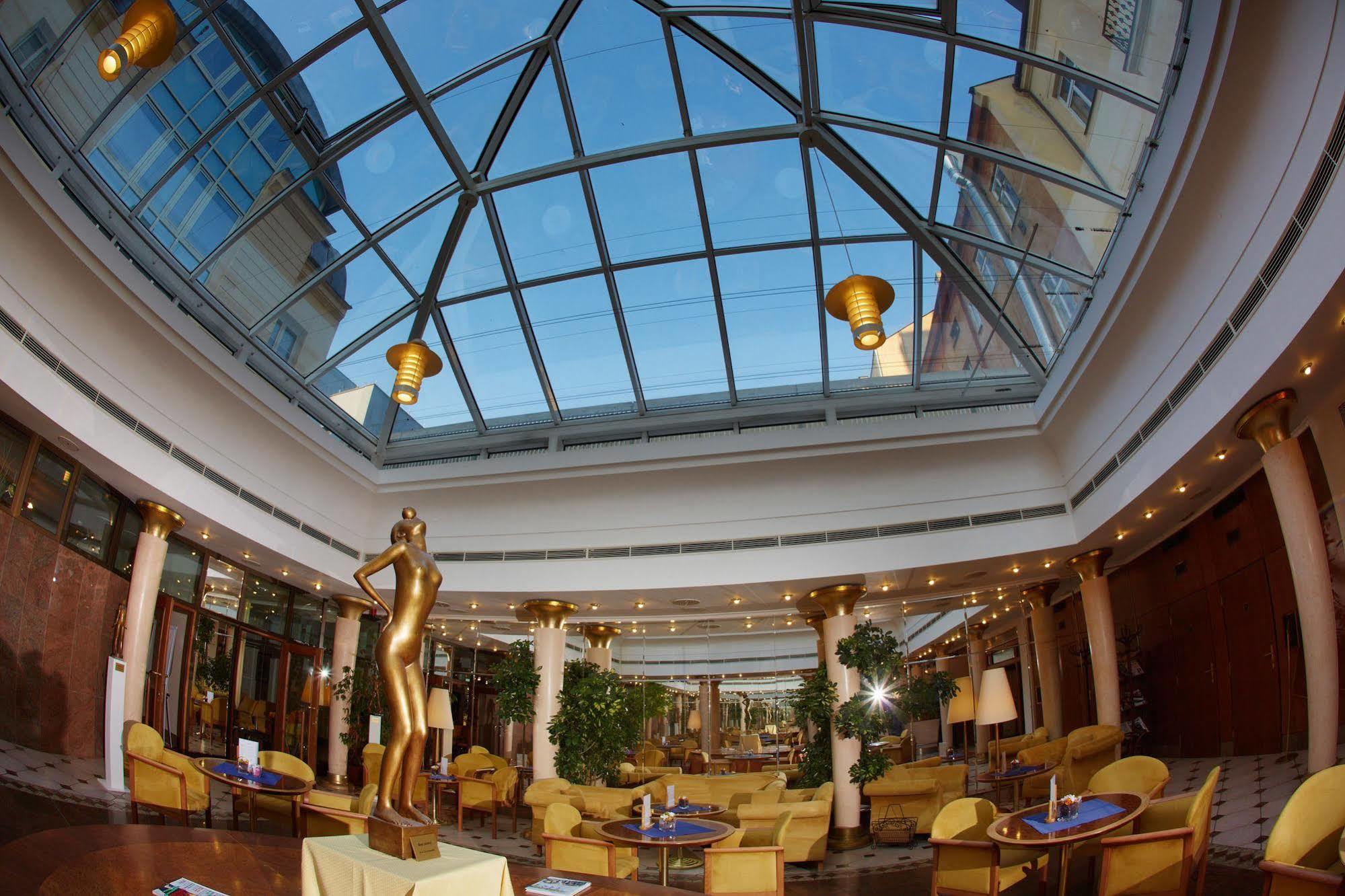 ホテル Galerie Royale プラハ エクステリア 写真